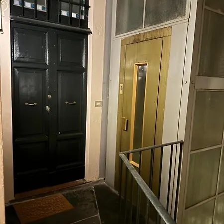 Carrozze Apartment Rome